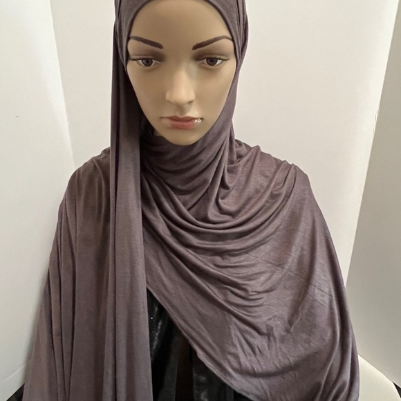 Hijab Made in Dubai UAE One Piece Ties Behind your head - Picture 5 of 11